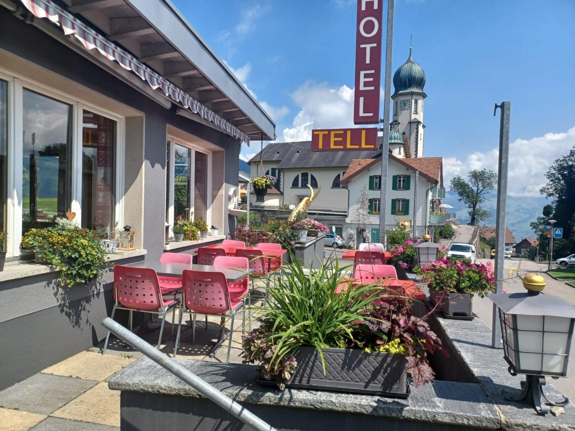 Hotel Tell